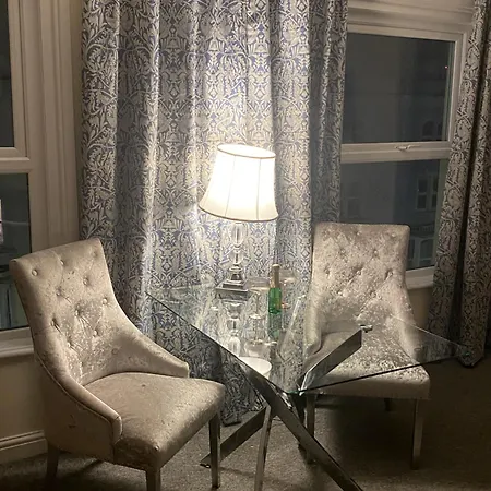 Апартаменты Stylish & Cosy *